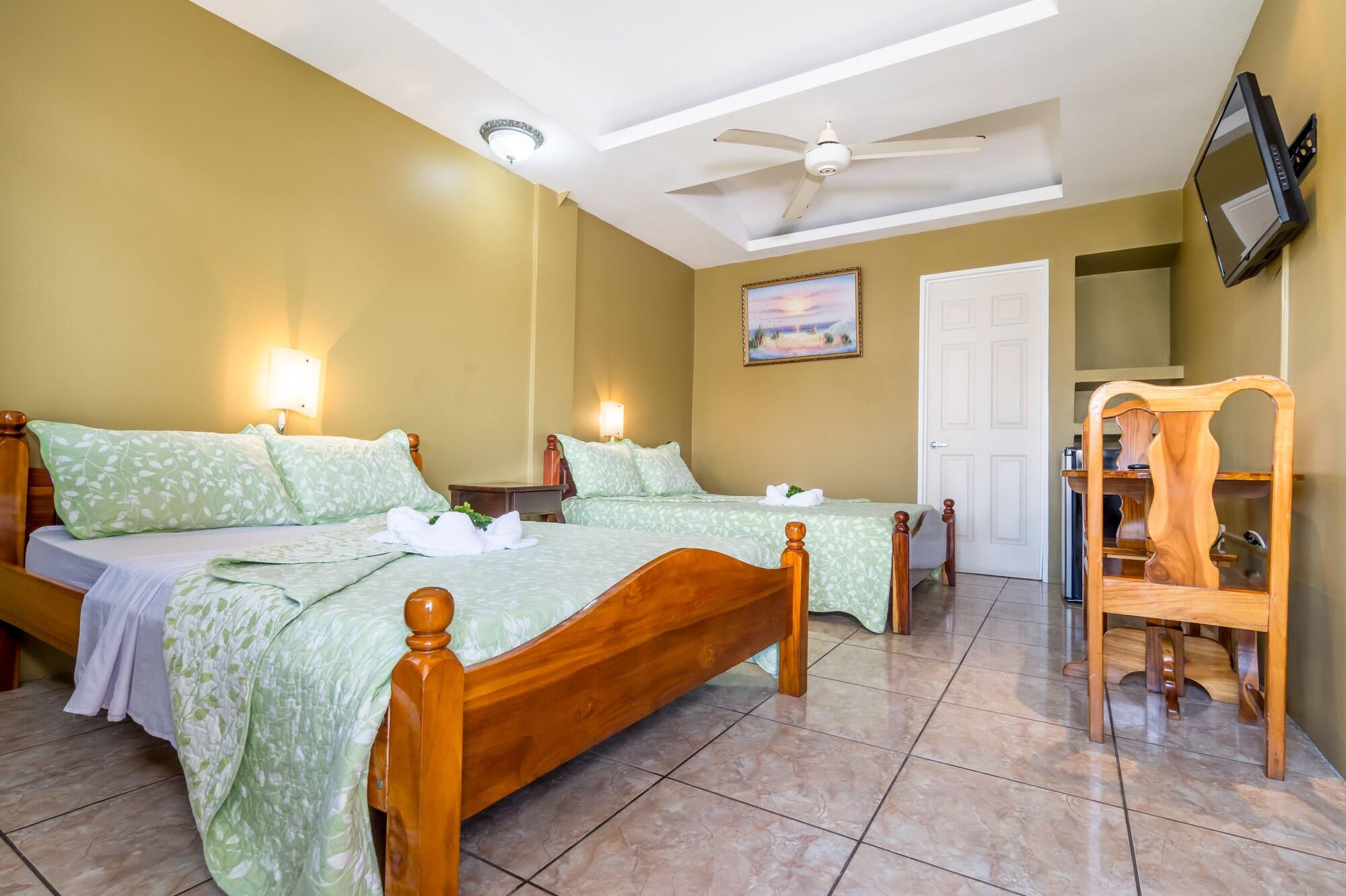 Hotel Le Priss Manuel Antonio Eksteriør billede